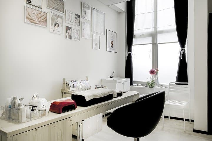 Silhouette Nails & Beauty