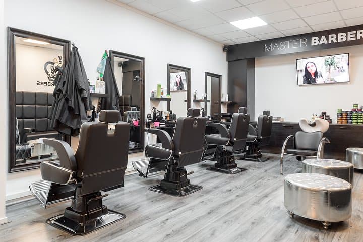 Faridha's Nails Barbers & Lounge