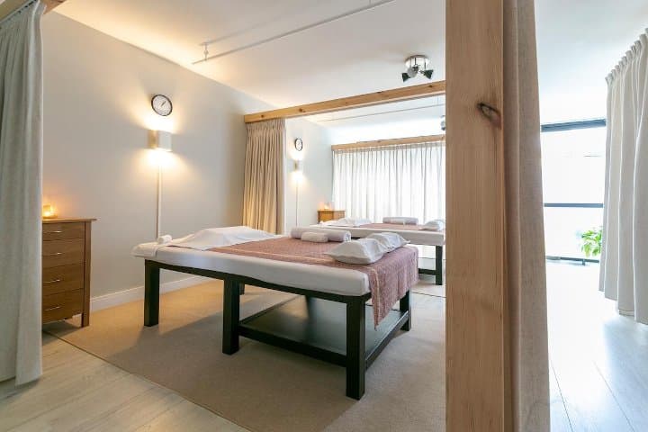 Massage Temple
