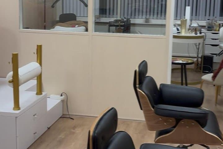JiJiCo Salon