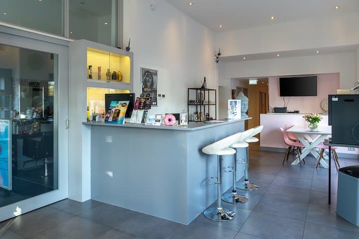 Beauty & Body Lounz