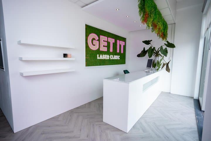 HARBOUR HAIR CLINIC
