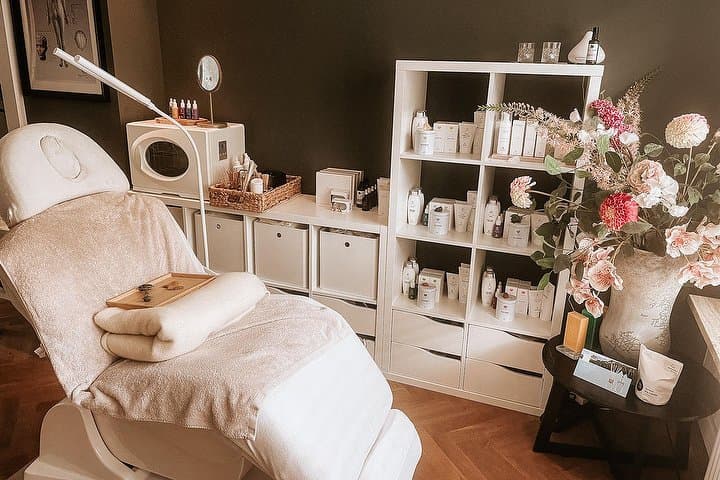 Luna Holistic