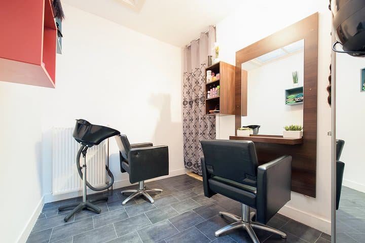 Marvelous City Beauty Parlor